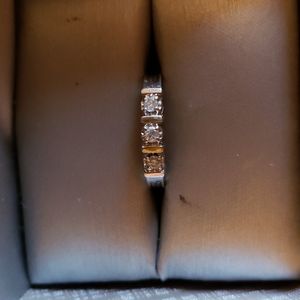 Size 7 anniversary band